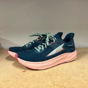 Women’s Altra Torin 7 size 7.5